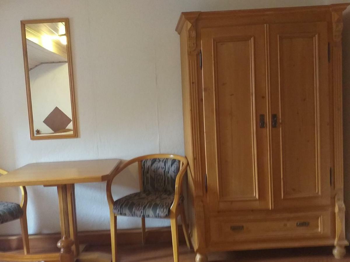 Hotel Zur Krone Bad Brückenau Quarto foto